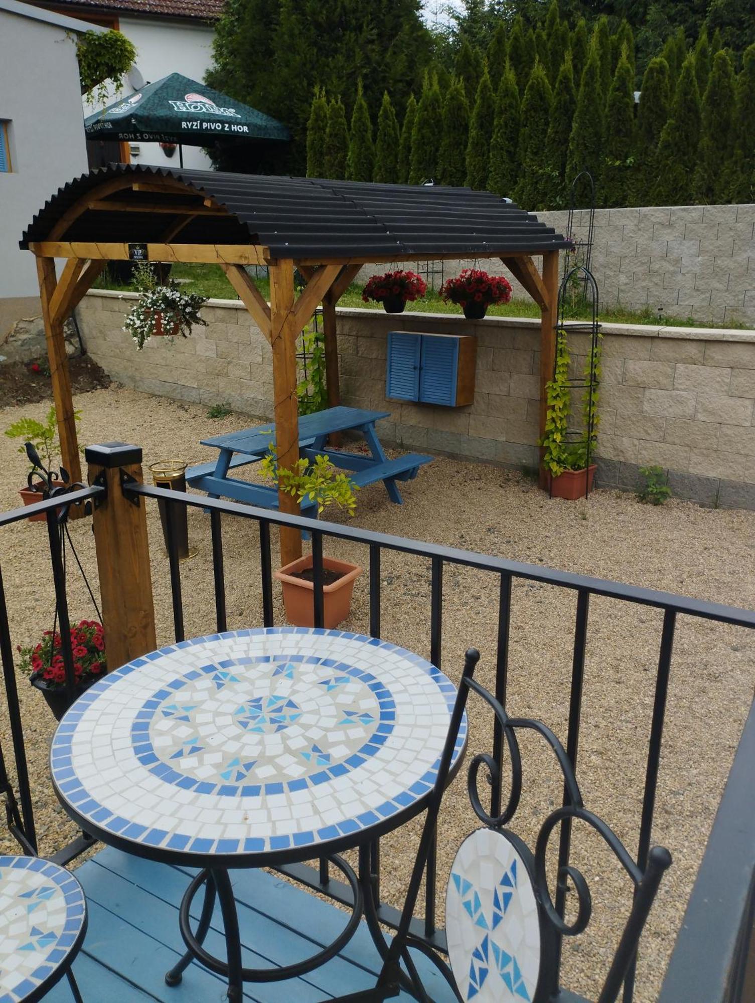 Penzion Restaurace u Helferů Libuň Esterno foto