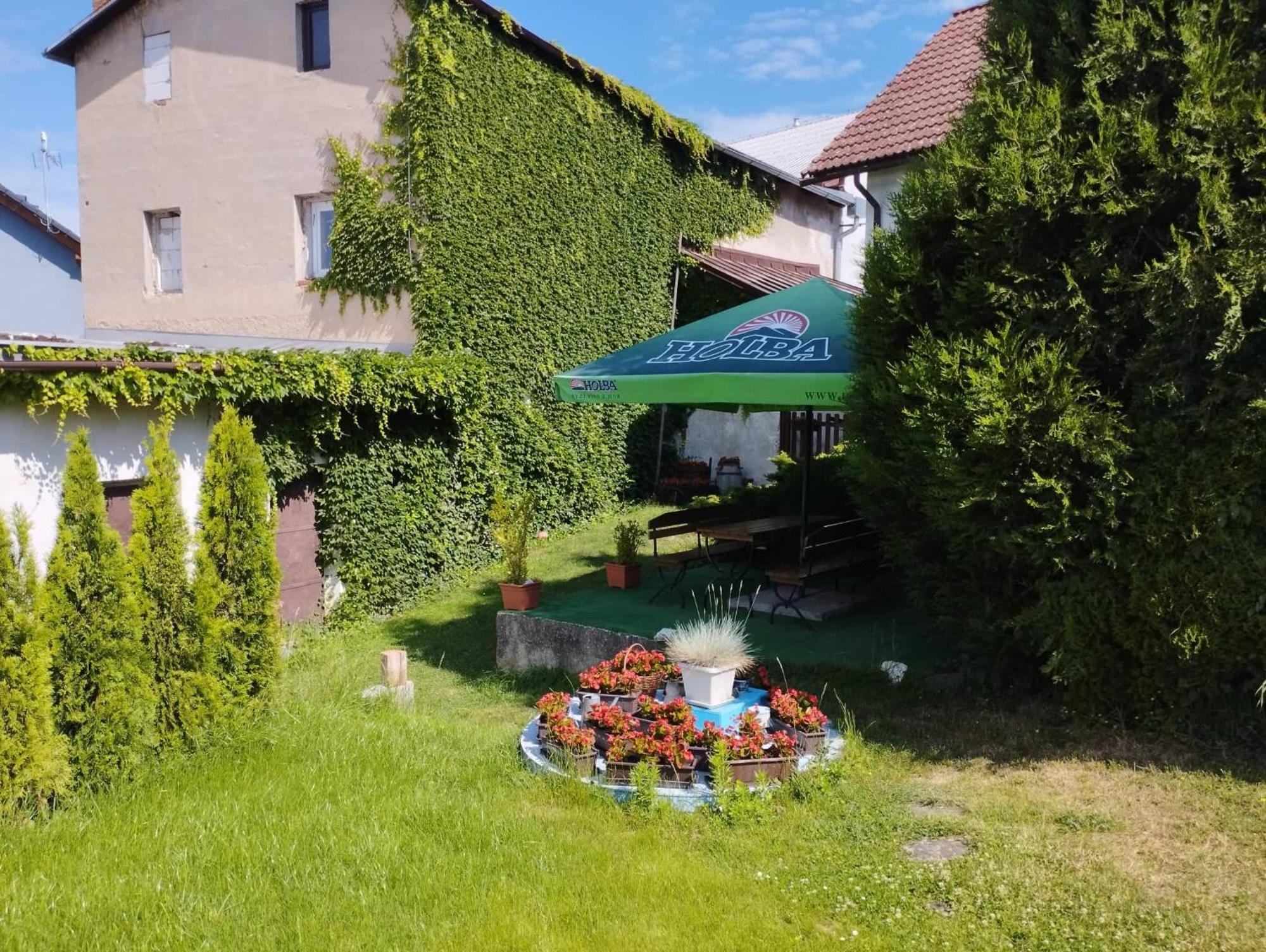 Penzion Restaurace u Helferů Libuň Esterno foto