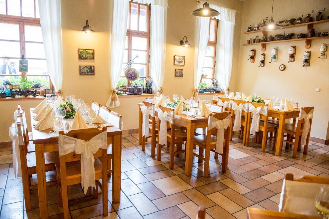 Penzion Restaurace u Helferů Libuň Esterno foto